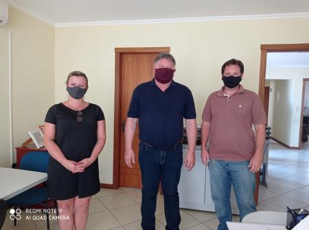 Vereadores visitam Consórcio Intermunicipal de Saúde do Vale do Jacuí
