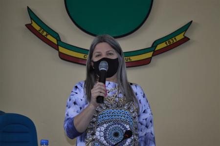 Vereadora reforça solicitação para patrolamento de acesso a Cascata do Salso