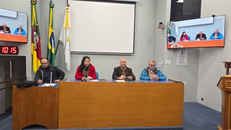 Bancada Progressista promove discussão sobre abertura de supermercados aos domingos