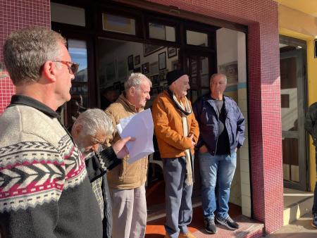 Café do Luizinho recebe placa em homenagem a sua história e legado