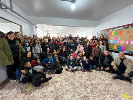 Reinauguração da Escola Patrício Dias Ferreira conta com presença de autoridades e vereadores