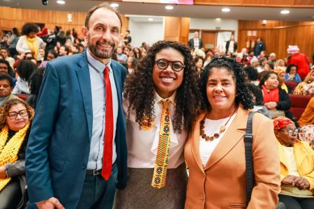 Caçapavana é homenageada com mais de 300 mulheres negra