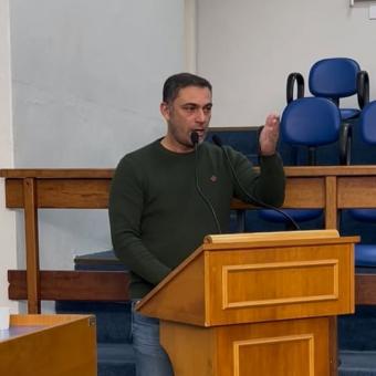 Vereador solicita estudo para instalação de câmeras de monitoramento nas escolas municipais