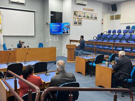 Secretario da Saúde apresenta avanços e anuncia a realização de mamografias em Caçapava