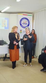Vereadora participa de aula inaugural do curso de diarista 