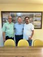 Presidente da Câmara e vereador recebem Secretário de Desenvolvimento Social