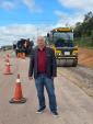 Vereador acompanha avanços nas obras de asfaltamento da Avenida Lima e Silva
