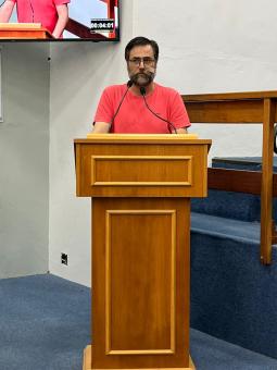 Vereador sugere cuidado especial para Magnólia centenária da Rua 15